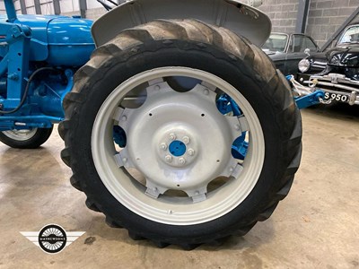Lot 98 - 1964 FORDSON SUPER MAJOR