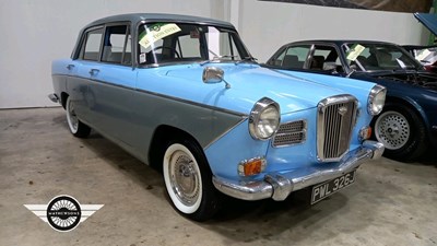 Lot 50 - 1970 WOLSELEY 16/60