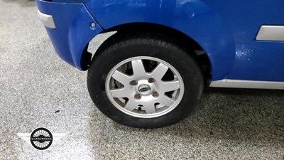 Lot 214 - 2006 MICROCAR MC1 DYNAMIC HSE CVT