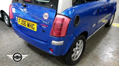 Lot 214 - 2006 MICROCAR MC1 DYNAMIC HSE CVT