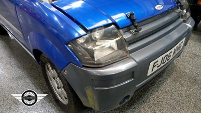 Lot 214 - 2006 MICROCAR MC1 DYNAMIC HSE CVT