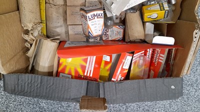 Lot 807 - 3 BOXES OF OLD STYLE CAR BULBS