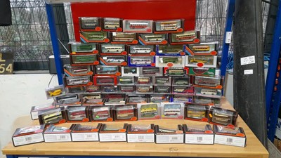 Lot 723 - 3 X BOXES OF DIE CAST COACHES & BUSES