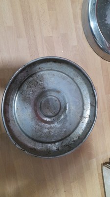 Lot 517 - NEW OLD STOCK FORD ESCORT HUB CAPS