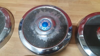 Lot 517 - NEW OLD STOCK FORD ESCORT HUB CAPS