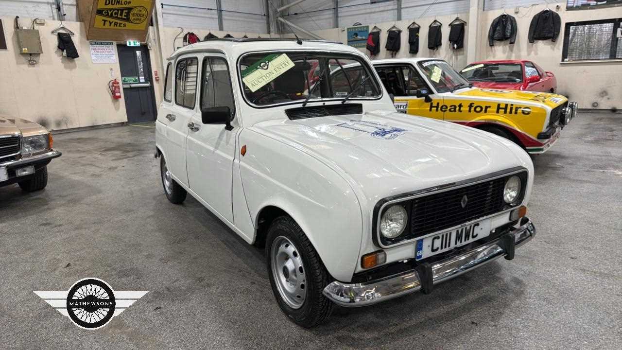 Lot 282 - 1986 RENAULT 4 GT L