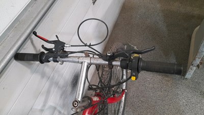 Lot 893 - MOUNTAIN BIKE WITH 80CC PETROL ENGINE