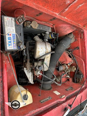 Lot 304 - 1977 RELIANT KITTEN DL