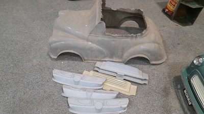 Lot 663 - MORRIS 1000 SCALE MODEL FIBRE GLASS CAR BODY