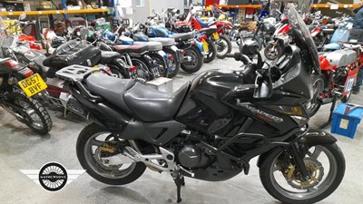 Lot 532 - 2004 HONDA XL 1000 VA-4