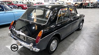 Lot 584 - 1972 WOLSELEY 1300