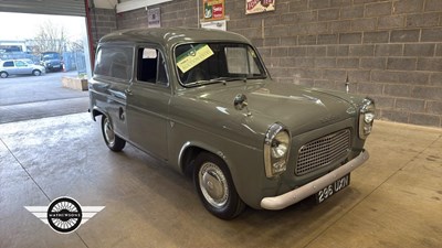 Lot 812 - 1960 FORD