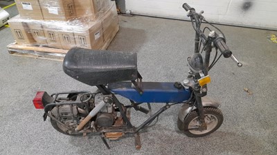 Lot 591 - PORTABLE FOLDING MOTORBIKE