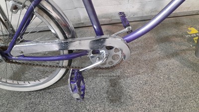 Lot 853 - SCHWINN LOW RIDER BICYCLE