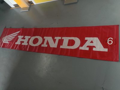 Lot 495 - HONDA 80'S VINYL BANNER 15FT LONG