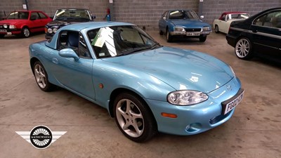 Lot 390 - 2002 MAZDA MX-5 S-VT SPORT