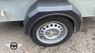 Lot 712 - IFOR WILLIAMS P8E TRAILER