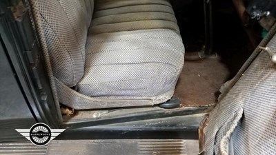 Lot 21 - 1928 RENAULT