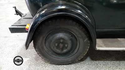 Lot 21 - 1928 RENAULT