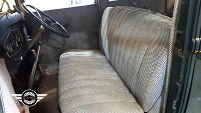 Lot 21 - 1928 RENAULT