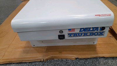 Lot 389 - DELTA TRUCK BOX L 62" X W 21" X H 12"