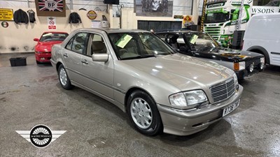 Lot 734 - 1998 MERCEDES C280 ELEGANCE AUTO