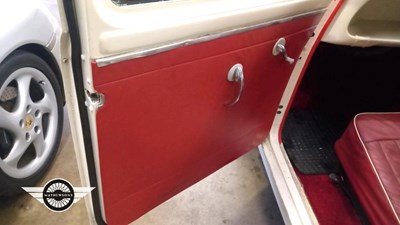 Lot 626 - 1958 STANDARD