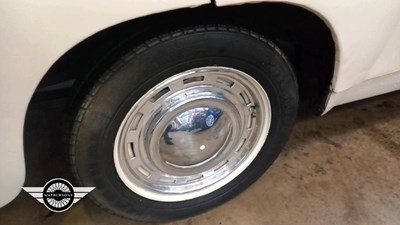 Lot 626 - 1958 STANDARD