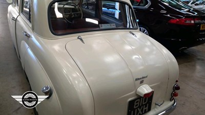 Lot 626 - 1958 STANDARD