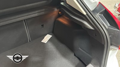 Lot 888 - 2014 FORD FOCUS TITANIUM NAVIGATOR