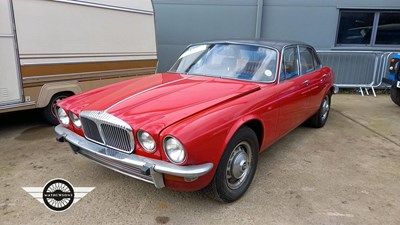 Lot 706 - 1974 DAIMLER