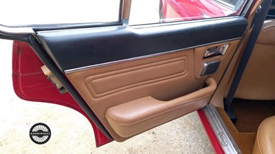 Lot 706 - 1974 DAIMLER