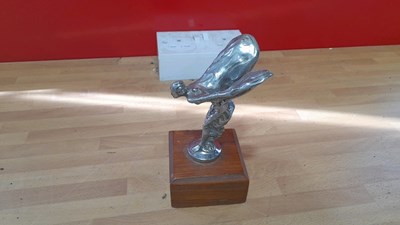Lot 161 - SPIRIT OF ECSTACY SILVER CAR MASCOT