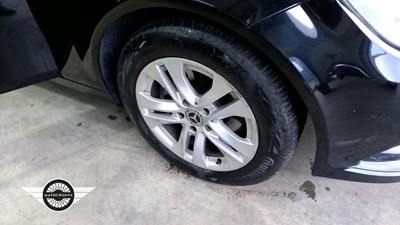 Lot 704 - 2013 MERCEDES-BENZ C220 EXECUTIVE SE CDI BLU