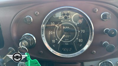 Lot 880 - 1956 AUSTIN A40