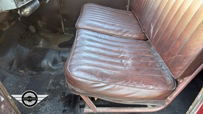 Lot 880 - 1956 AUSTIN A40
