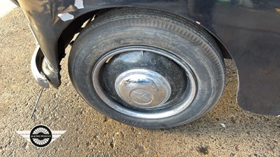 Lot 880 - 1956 AUSTIN A40