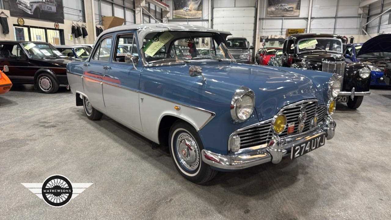 Lot 898 - 1960 FORD ZEPHYR