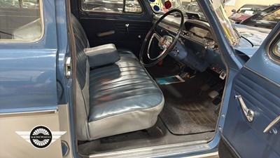 Lot 898 - 1960 FORD ZEPHYR