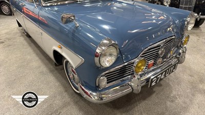 Lot 898 - 1960 FORD ZEPHYR