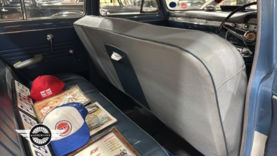 Lot 898 - 1960 FORD ZEPHYR