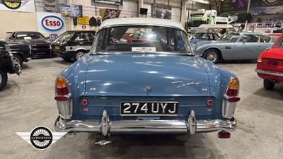 Lot 898 - 1960 FORD ZEPHYR