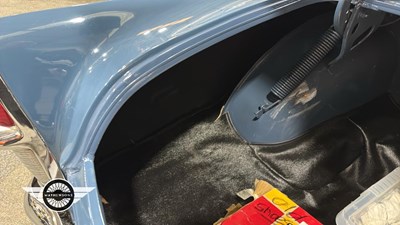 Lot 898 - 1960 FORD ZEPHYR