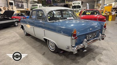 Lot 898 - 1960 FORD ZEPHYR