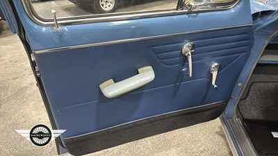 Lot 898 - 1960 FORD ZEPHYR