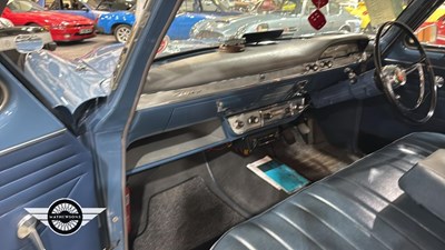 Lot 898 - 1960 FORD ZEPHYR