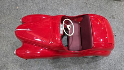 Lot 67 - AUSTIN J40 PEDAL CAR