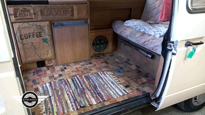 Lot 24 - 1991 VOLKSWAGEN CAMPER