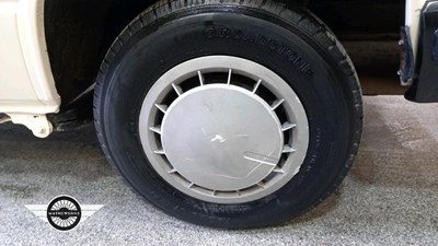 Lot 24 - 1991 VOLKSWAGEN CAMPER