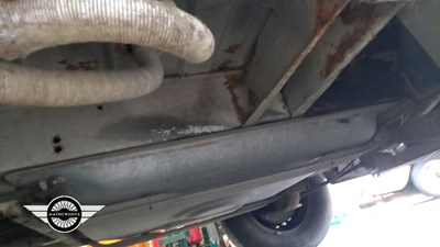 Lot 24 - 1991 VOLKSWAGEN CAMPER